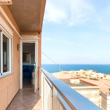 3 Bedrooms Appartement At Torrevieja 80 M Away From The Beach With Sea View Terrace And Wifi * تورّيفيِخا